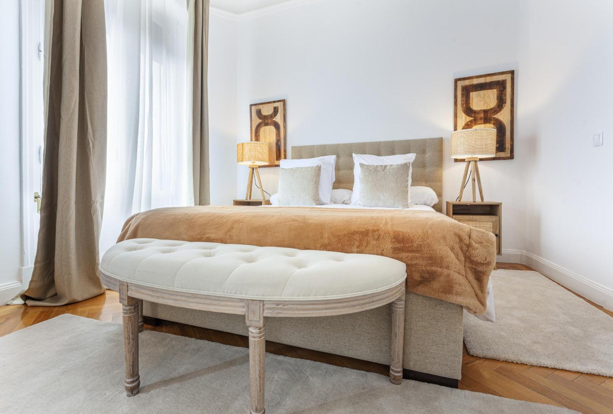 Apartamento Santa Ana Place En Madrid Esterno foto
