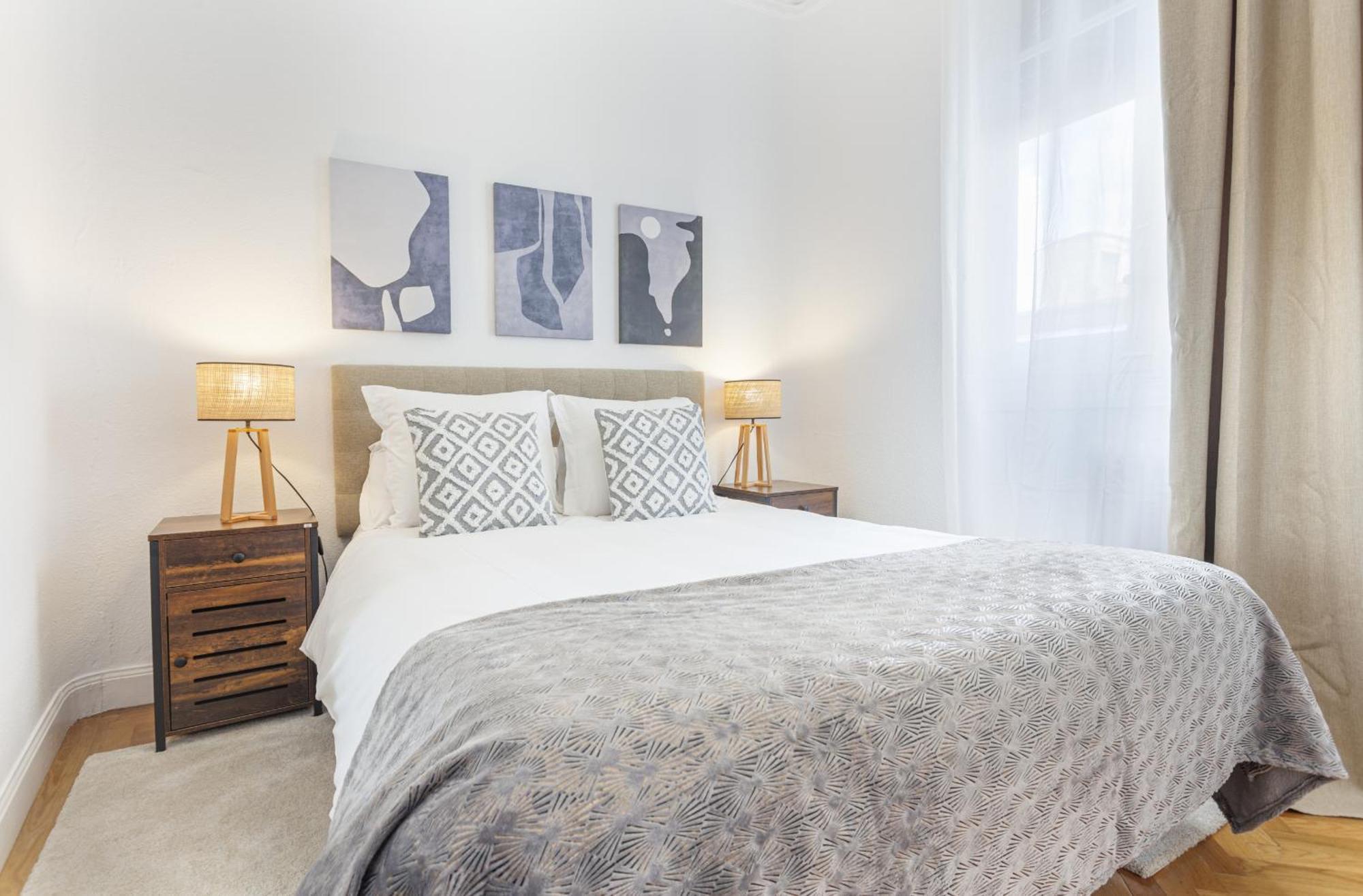 Apartamento Santa Ana Place En Madrid Esterno foto